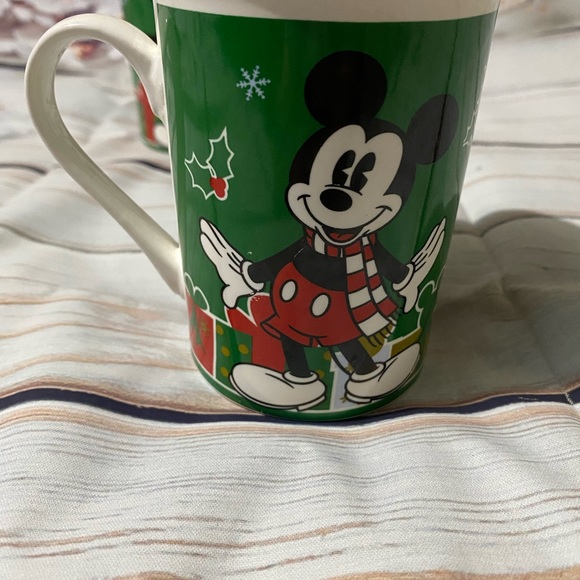 Disney Mickey Mouse Christmas Mugs - Picture 5 of 7